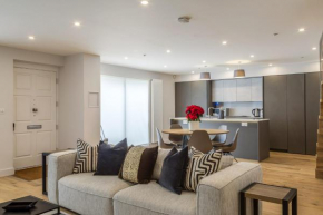 PickThePlace family house in West Kensington